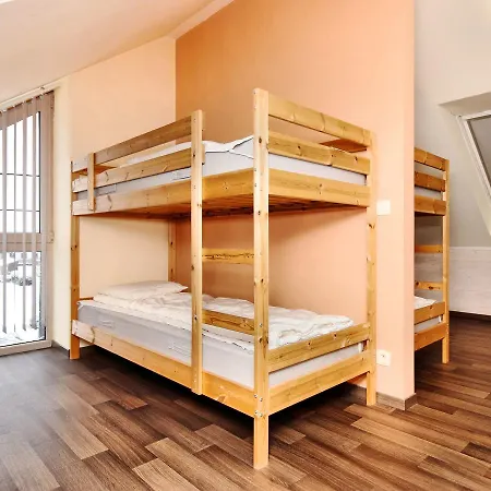 Bright Holiday Home In Bullingen With Jacuzzi Casa vacanze *