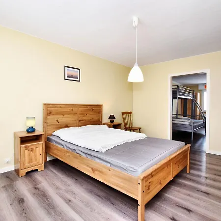 Casa vacanze Bright Holiday Home In Bullingen With Jacuzzi *